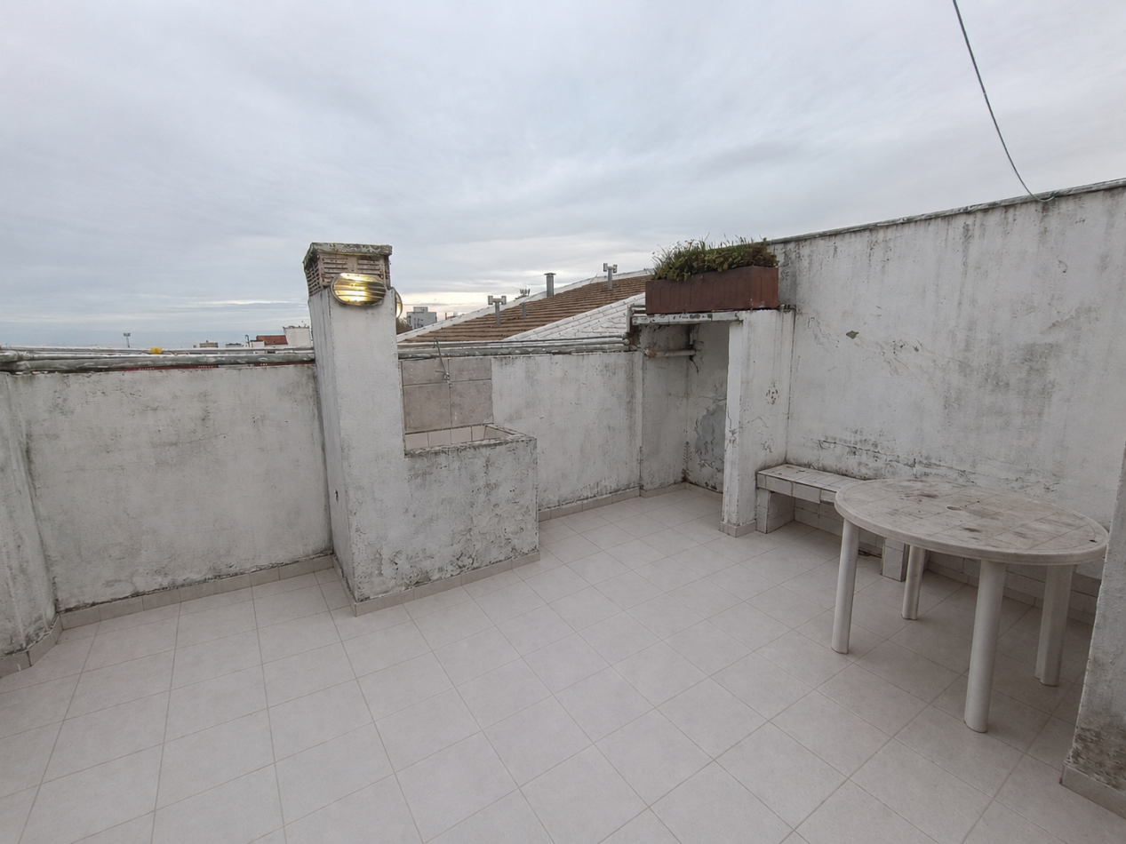 VENTA DEPARTAMENTO 3 AMBIENTES CON TERRAZA PROPIA PUNTA MOGOTES