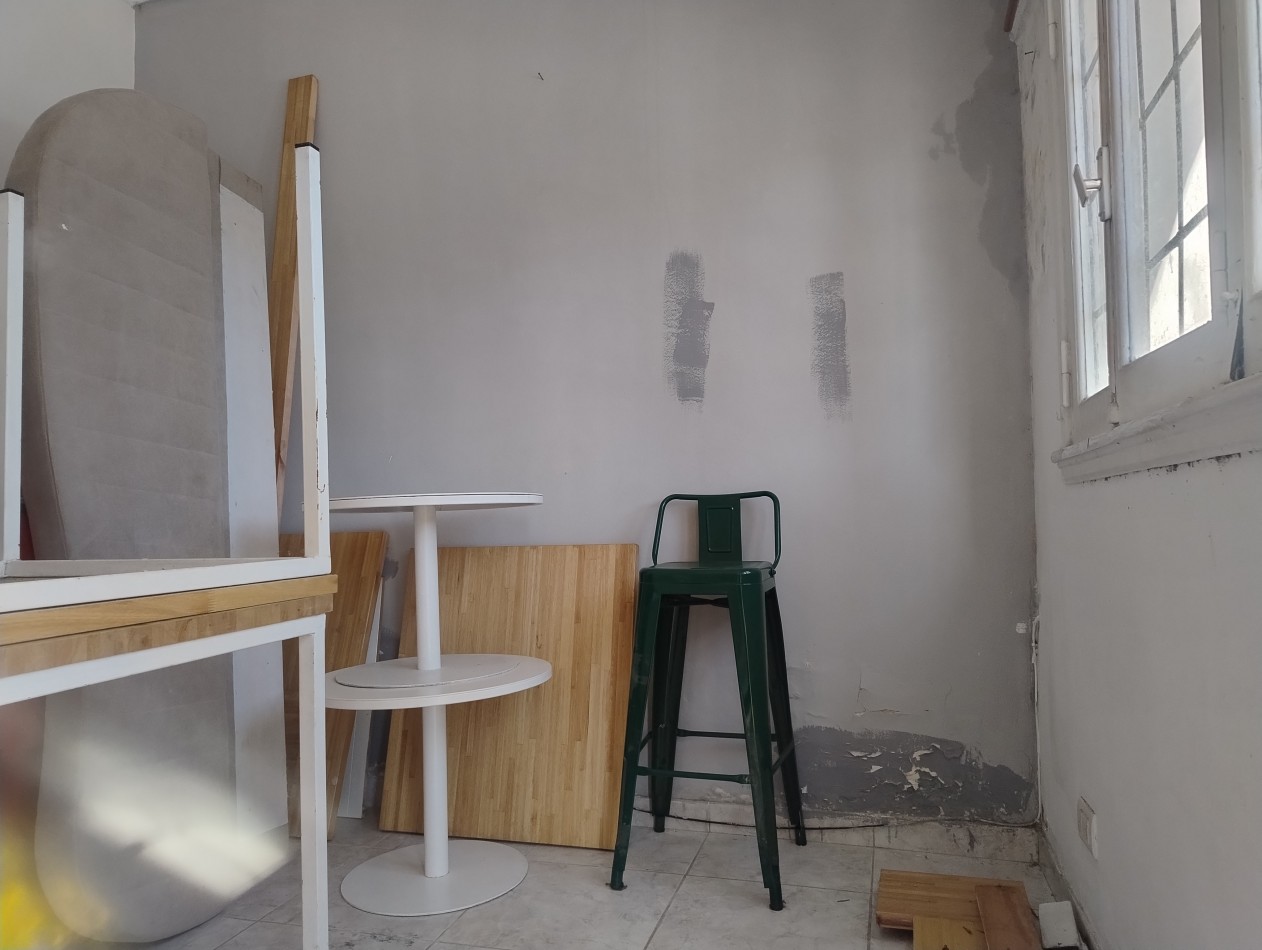 Ph 3 amb con patio a reciclar ubicado en paso y Jujuy 