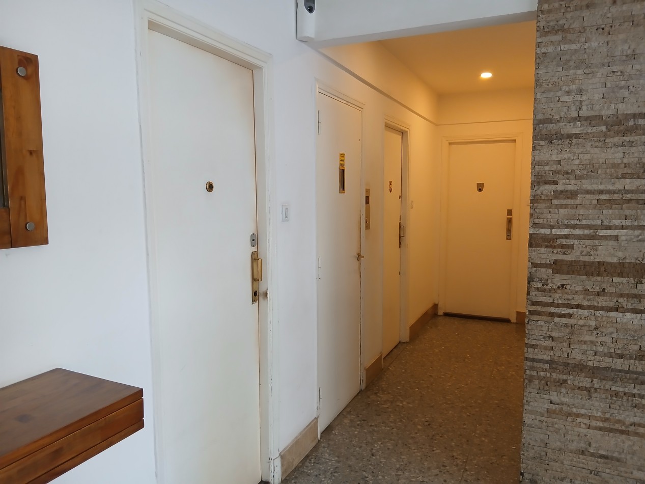 Venta monoambiente zona Aldrey.