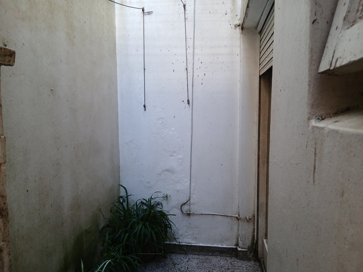 Venta monoambiente zona Aldrey.