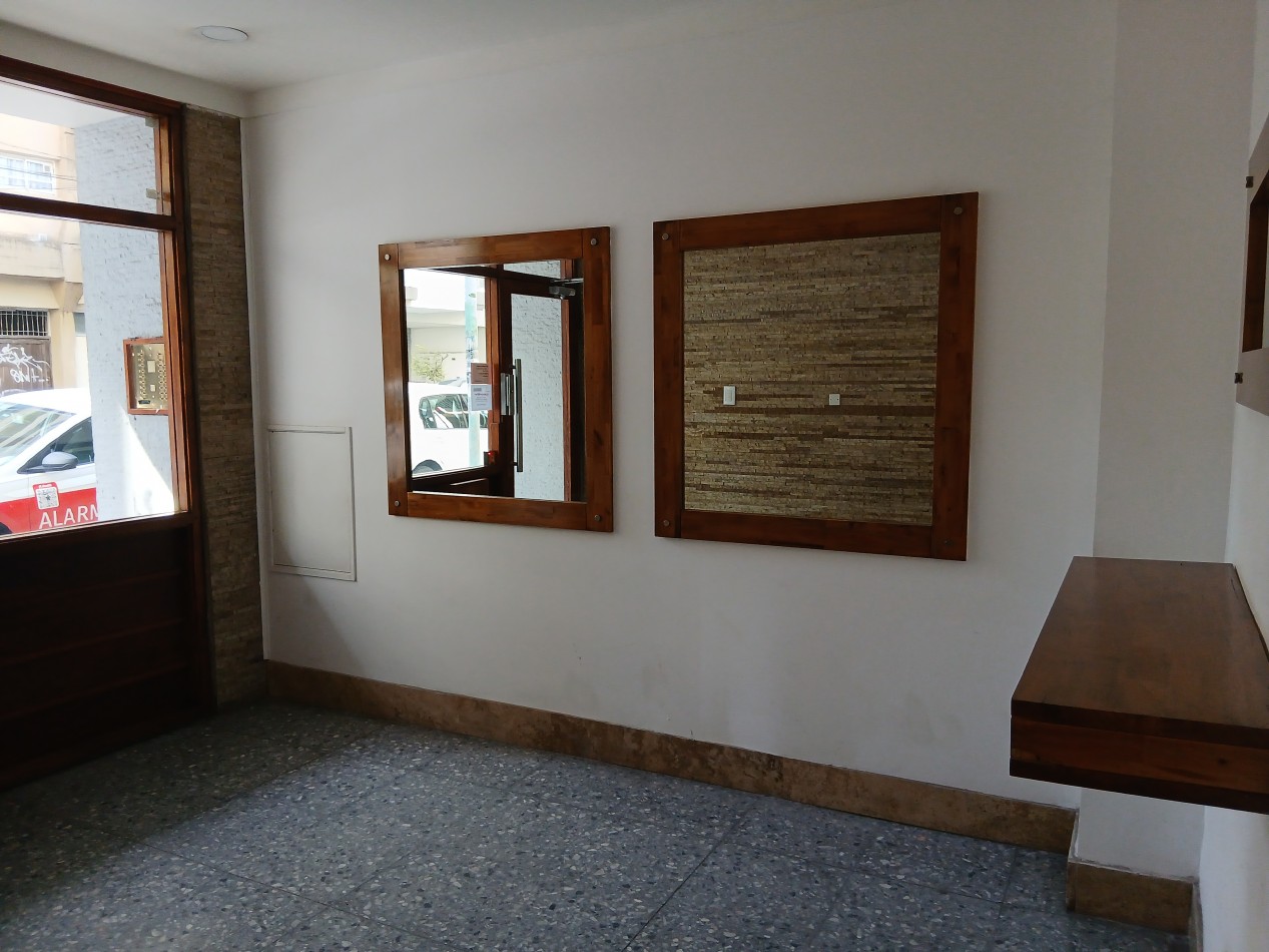 Venta monoambiente zona Aldrey.