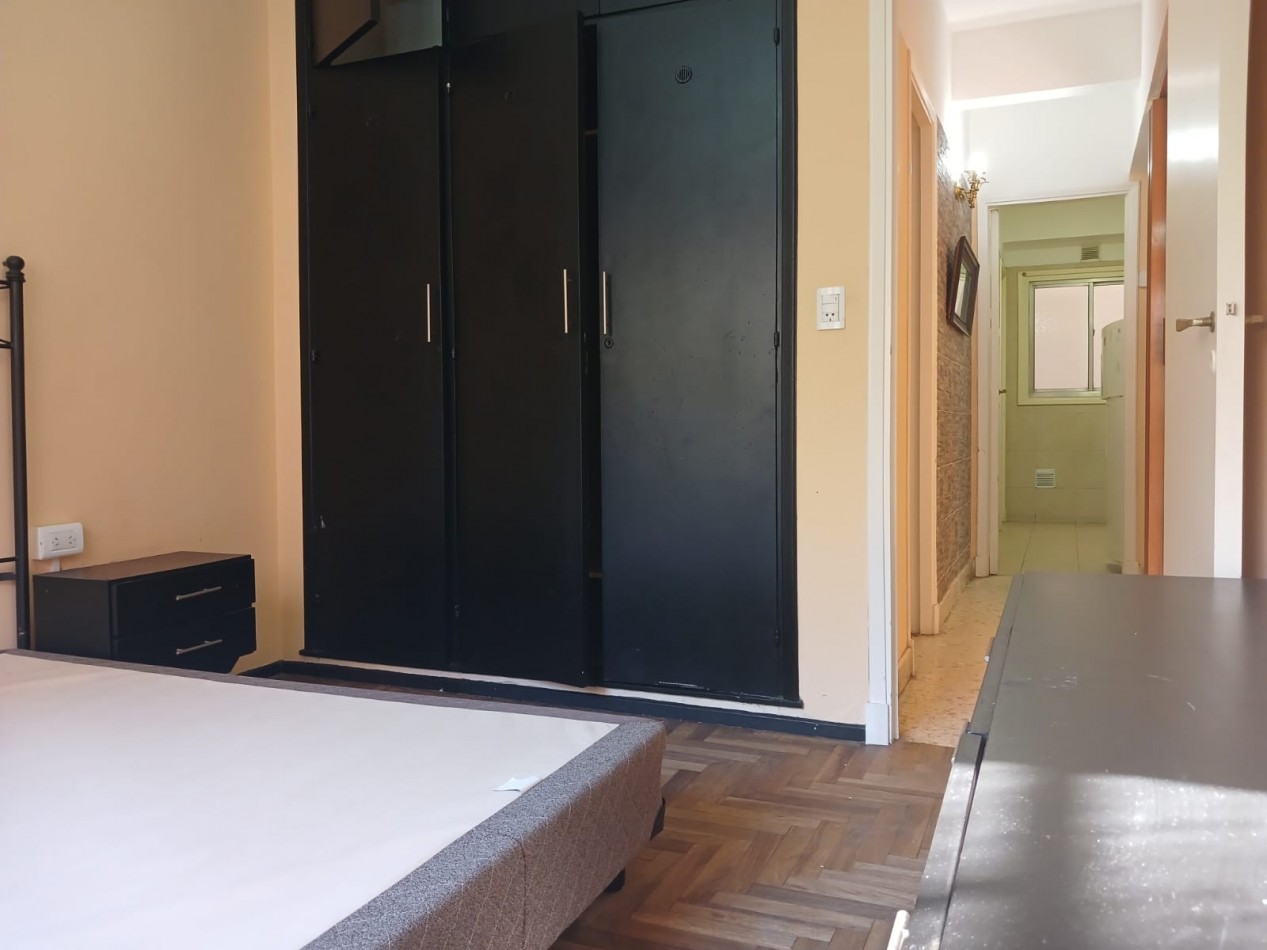 Venta Departamento 2 ambientes dependencia y balcon a la calle