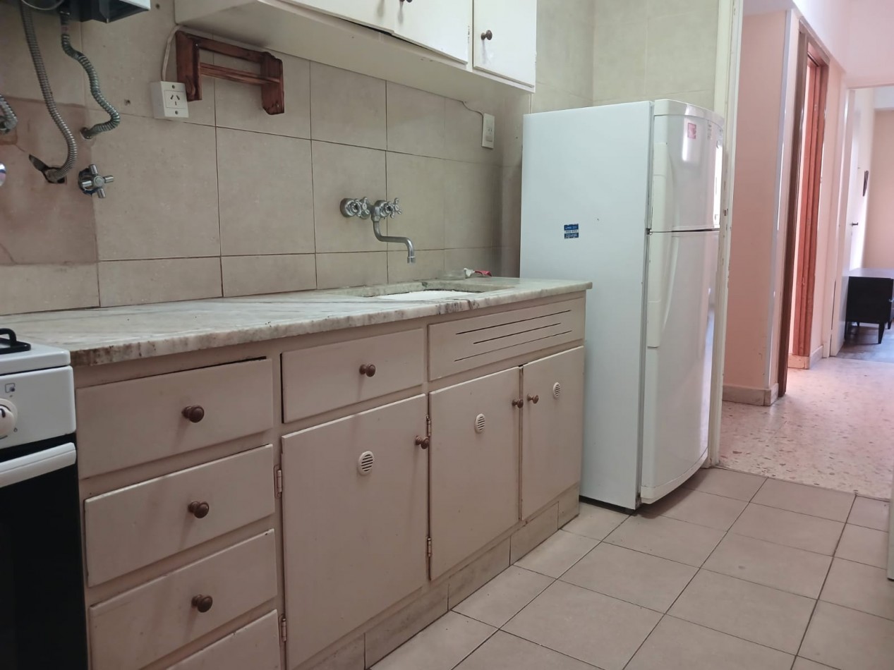 Venta Departamento 2 ambientes dependencia y balcon a la calle