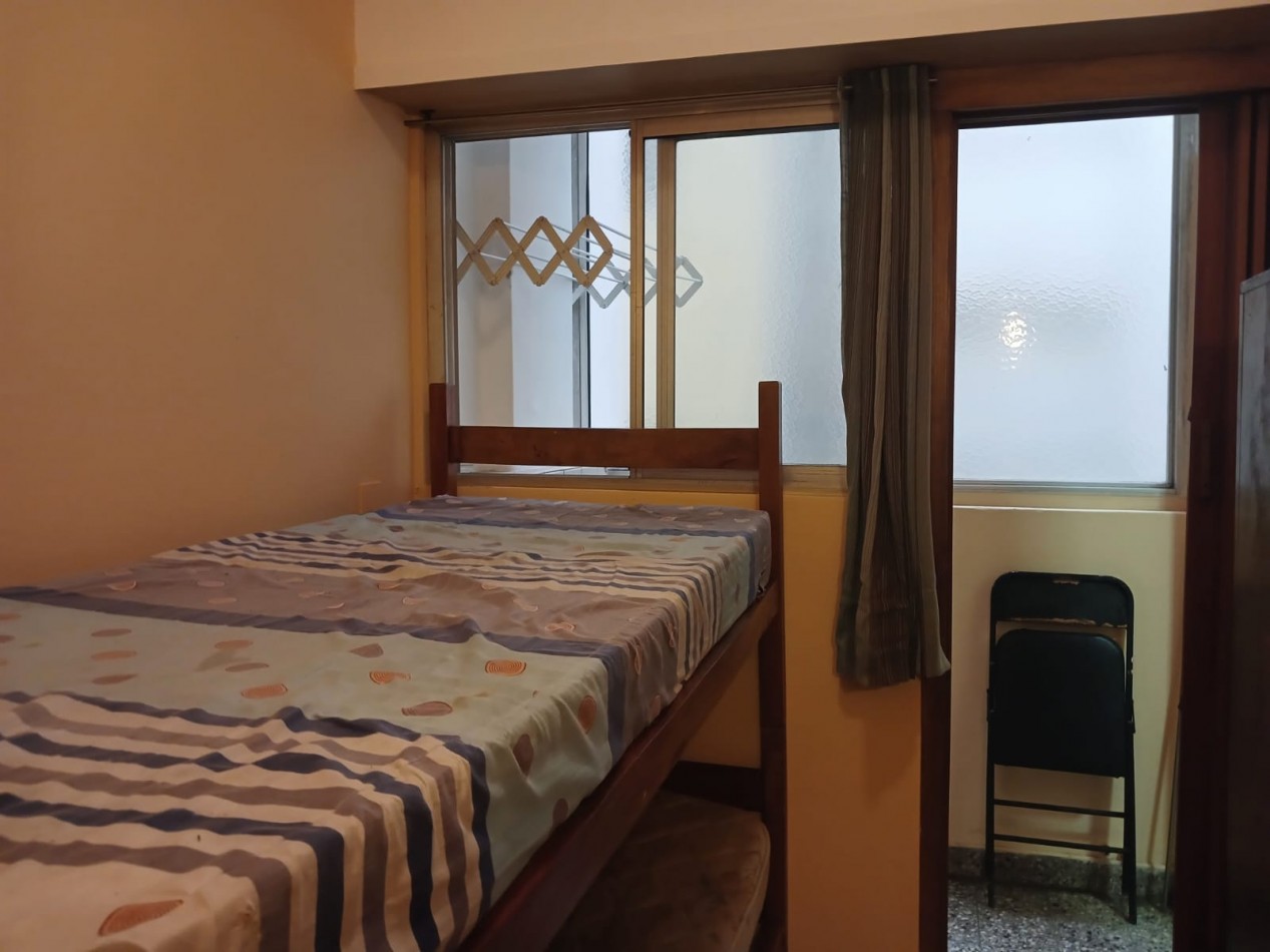 Venta Departamento 2 ambientes dependencia y balcon a la calle