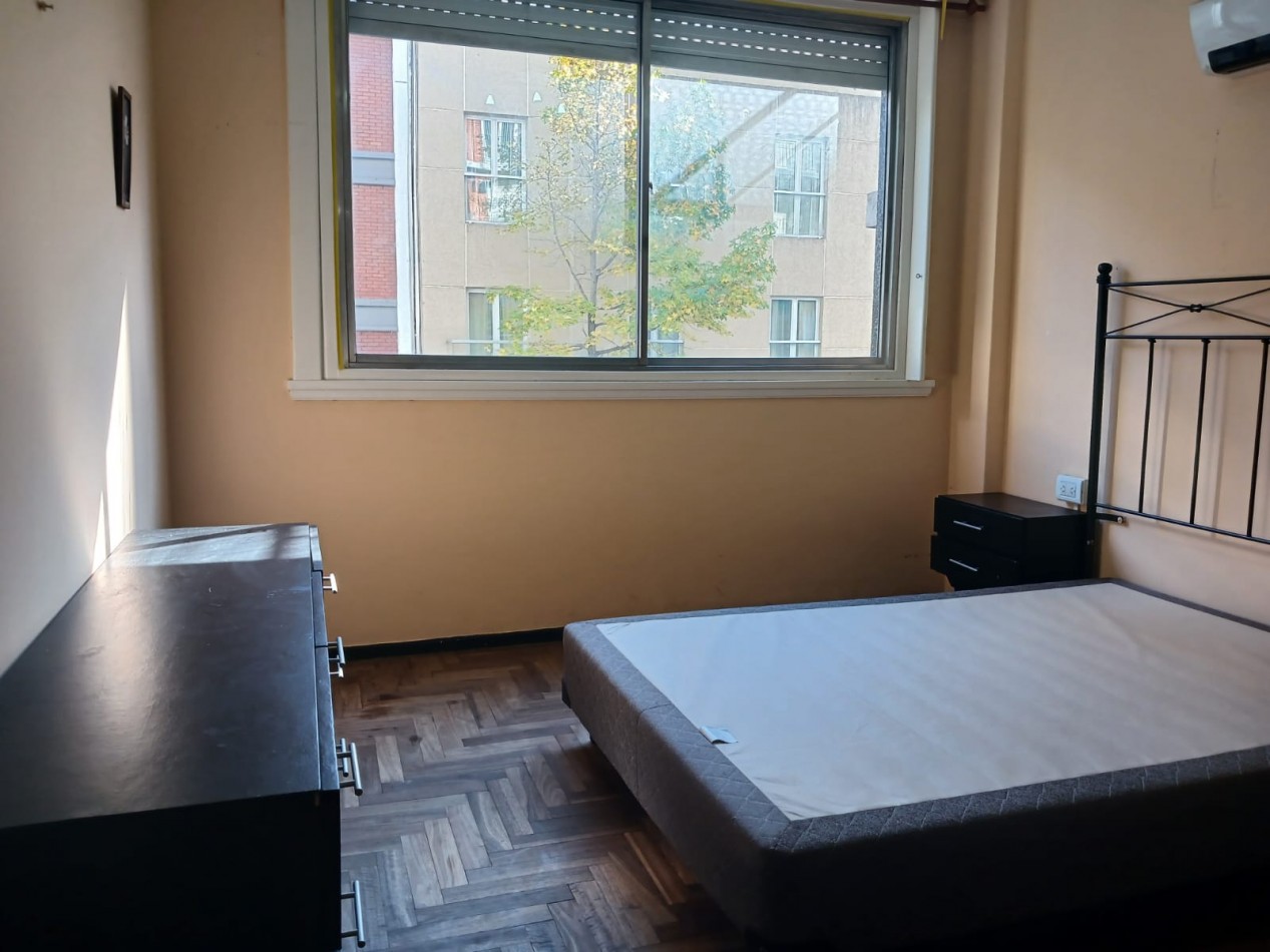 Venta Departamento 2 ambientes dependencia y balcon a la calle