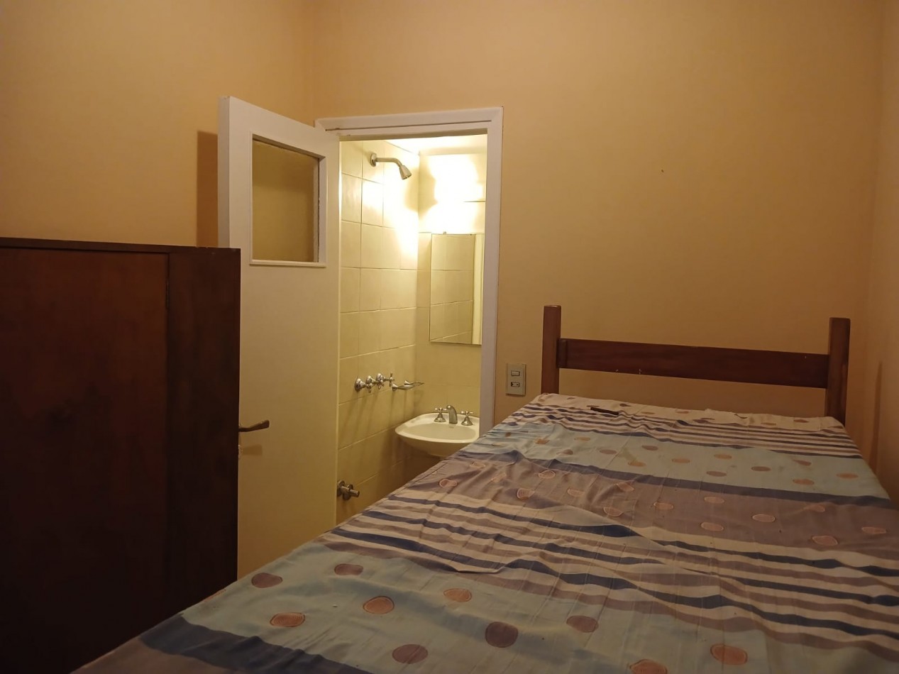 Venta Departamento 2 ambientes dependencia y balcon a la calle