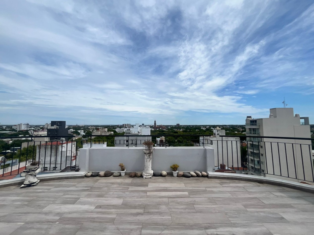 Venta Departamento 2 ambientes al frente con balcon, La Perla