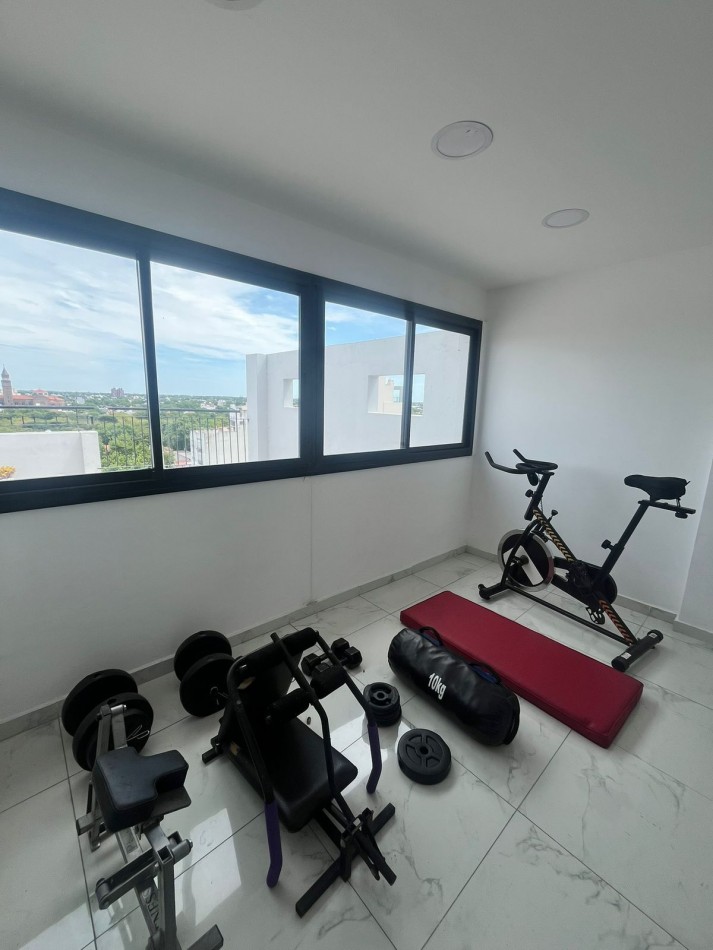 Venta Departamento 2 ambientes al frente con balcon, La Perla