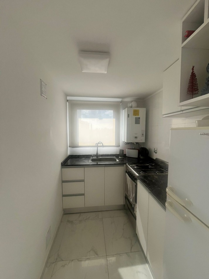 Venta Departamento 2 ambientes al frente con balcon, La Perla