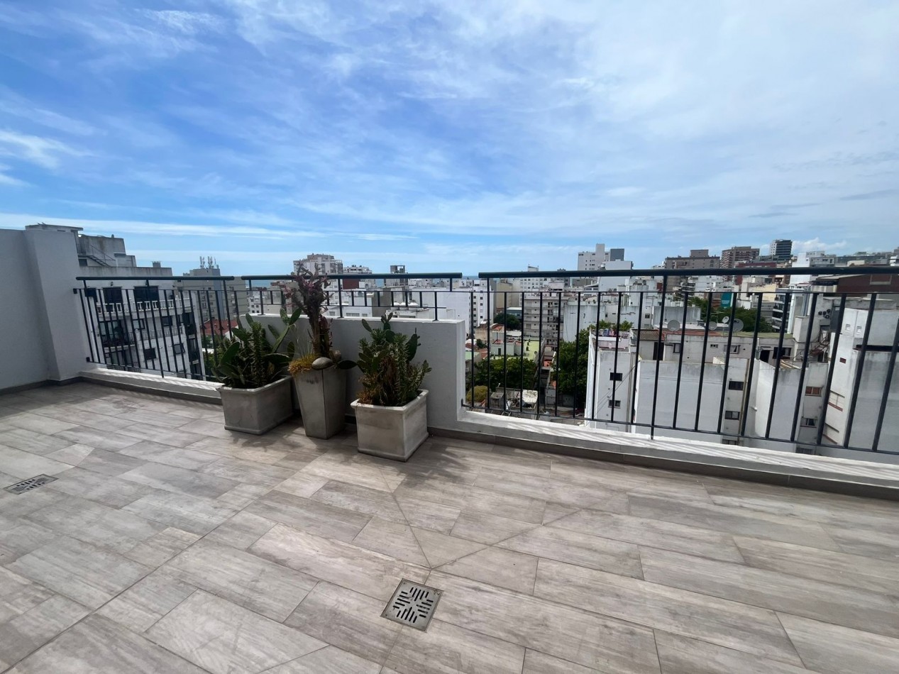 Venta Departamento 2 ambientes al frente con balcon, La Perla