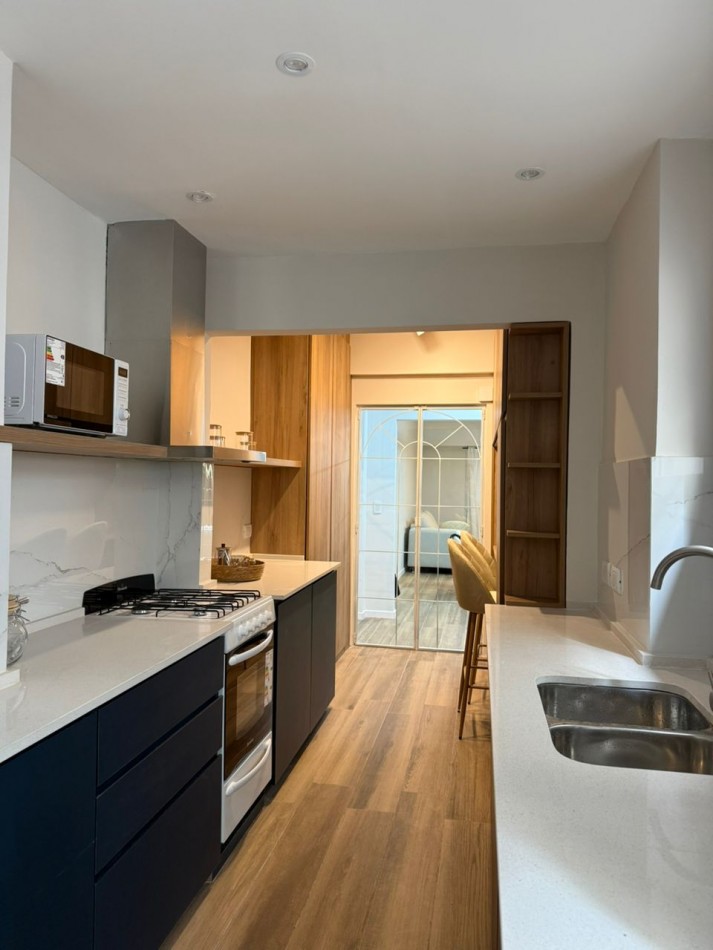 VENTA DEPARTAMENTO 3 AMBIENTES RECICLADO A LA CALLE CON BALCON AVENIDA COLON ZONA GUEMES