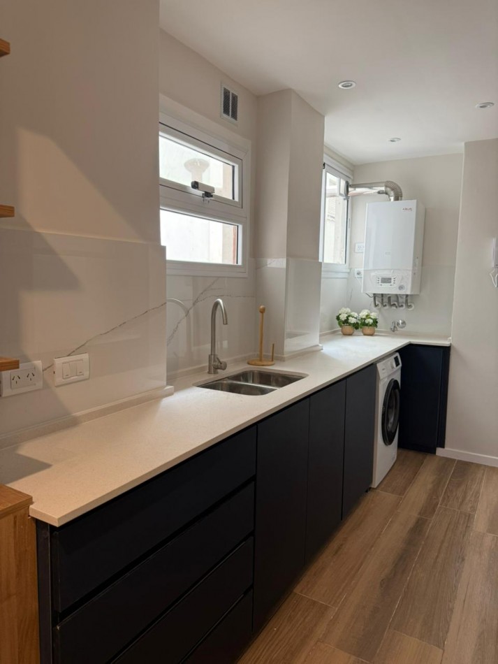 VENTA DEPARTAMENTO 3 AMBIENTES RECICLADO A LA CALLE CON BALCON AVENIDA COLON ZONA GUEMES