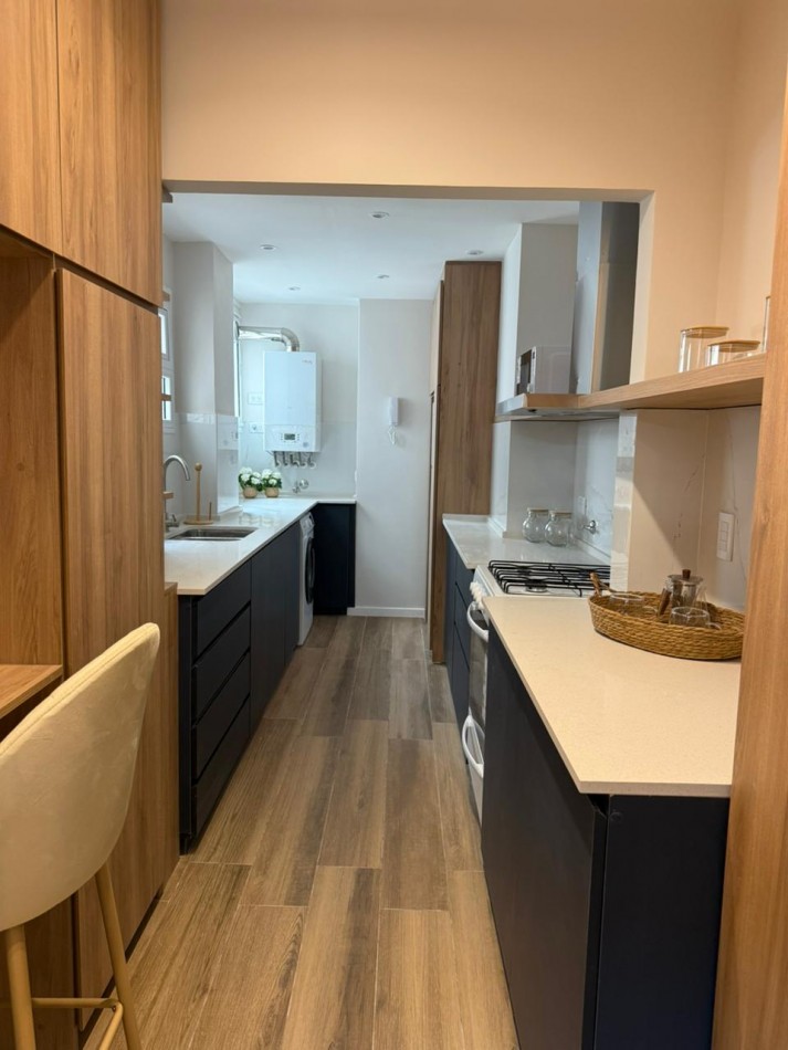 VENTA DEPARTAMENTO 3 AMBIENTES RECICLADO A LA CALLE CON BALCON AVENIDA COLON ZONA GUEMES