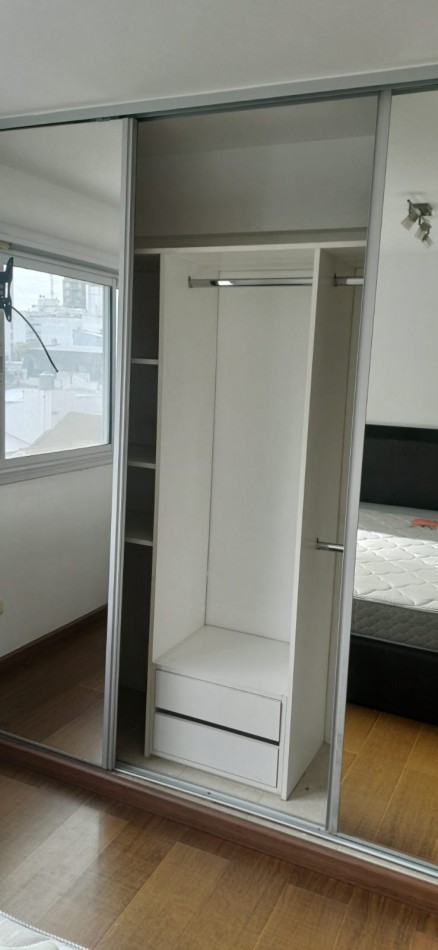 DEPARTAMENTO 2 AMBIENTES AL FRENTE CON COCHERA - BOLIVAR Y MITRE