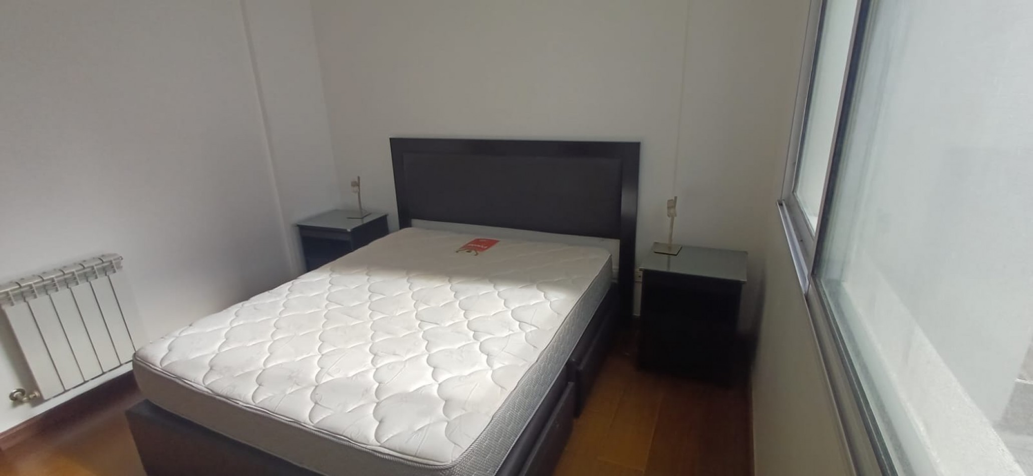 DEPARTAMENTO 2 AMBIENTES AL FRENTE CON COCHERA - BOLIVAR Y MITRE