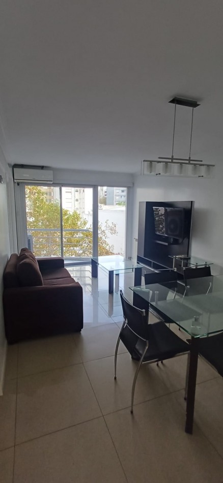 DEPARTAMENTO 2 AMBIENTES AL FRENTE CON COCHERA - BOLIVAR Y MITRE