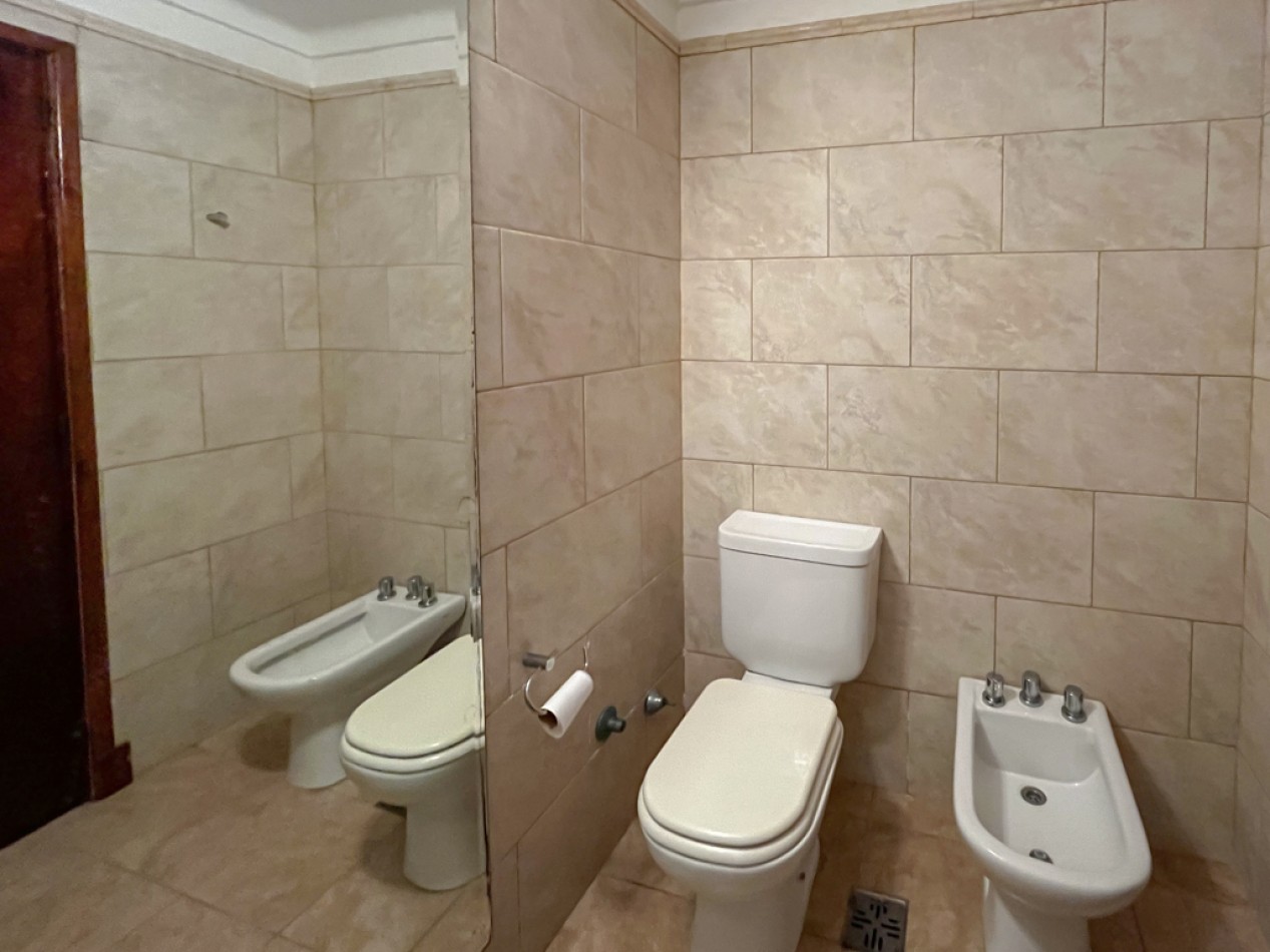 VENTA CASA 4 AMBIENTES BARRIO STELLA MARIS GRAN PARQUE A CUADRAS DEL MAR