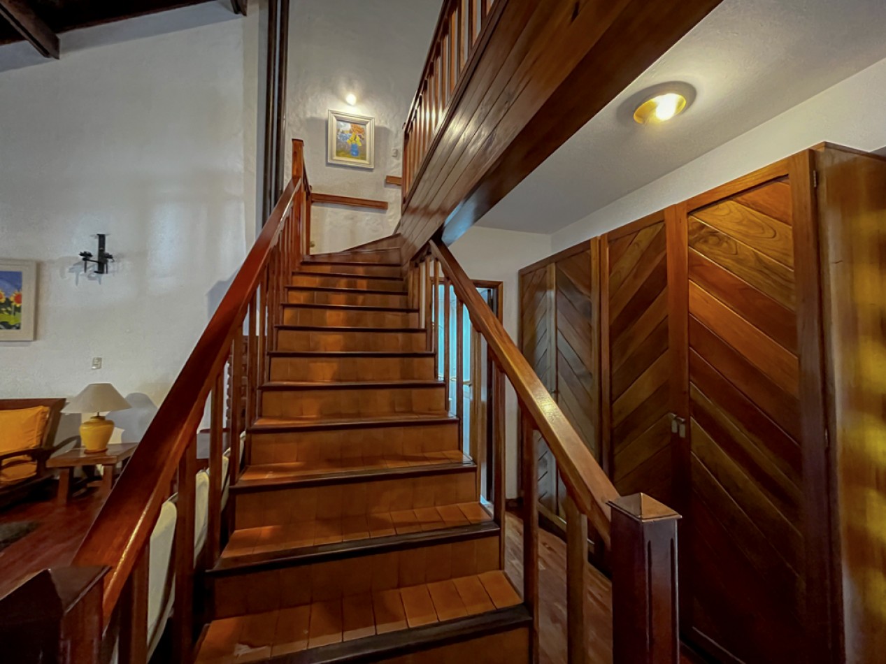 VENTA CASA 4 AMBIENTES BARRIO STELLA MARIS GRAN PARQUE A CUADRAS DEL MAR