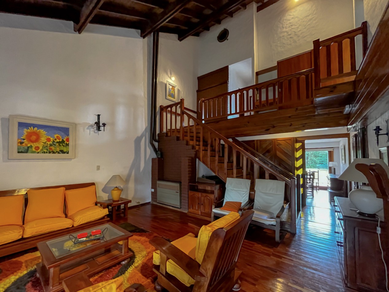VENTA CASA 4 AMBIENTES BARRIO STELLA MARIS GRAN PARQUE A CUADRAS DEL MAR