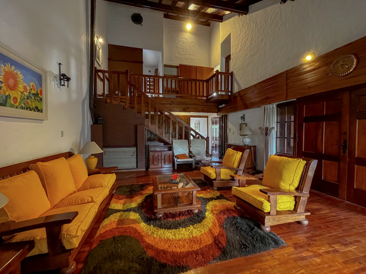 VENTA CASA 4 AMBIENTES BARRIO STELLA MARIS GRAN PARQUE A CUADRAS DEL MAR