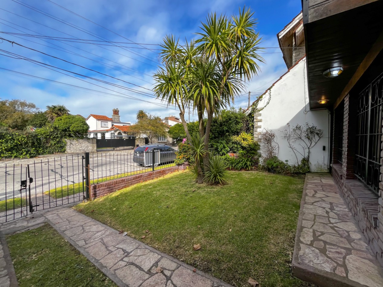 VENTA CASA 4 AMBIENTES BARRIO STELLA MARIS GRAN PARQUE A CUADRAS DEL MAR