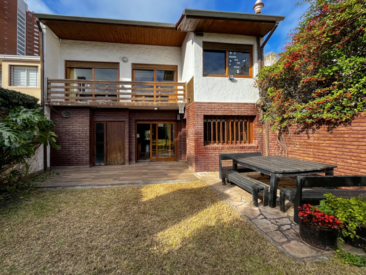 VENTA CASA 4 AMBIENTES BARRIO STELLA MARIS GRAN PARQUE A CUADRAS DEL MAR