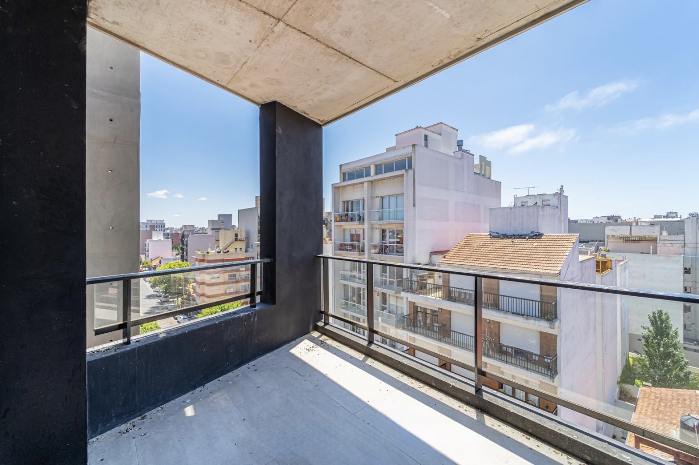 DEPARTAMENTO SEMIPISO 2 AMBIENTES CON BAULERA Y COCHERA  A ESTRENAR
