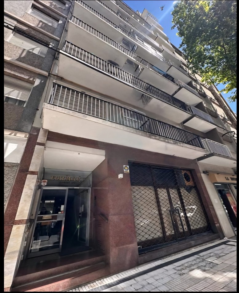 VENTA DEPARTAMENTO 2 AMBIENTES RECICLADO INVERTIDO CON BALCON A LA CALLE ZONA ALDREY