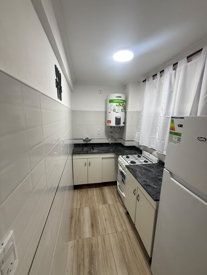 VENTA DEPARTAMENTO 2 AMBIENTES RECICLADO INVERTIDO CON BALCON A LA CALLE ZONA ALDREY