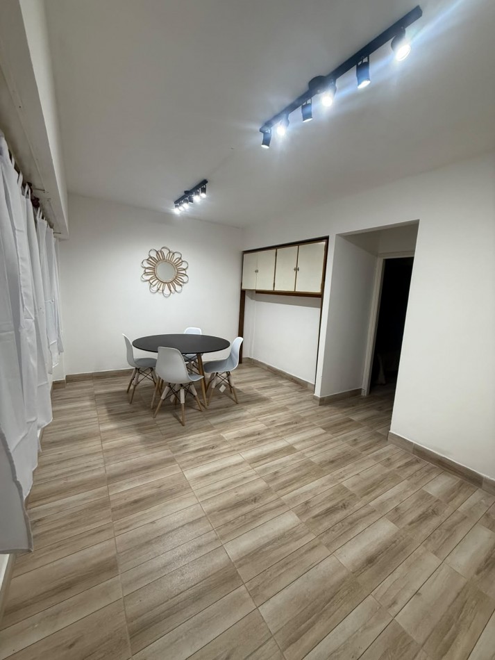 VENTA DEPARTAMENTO 2 AMBIENTES RECICLADO INVERTIDO CON BALCON A LA CALLE ZONA ALDREY