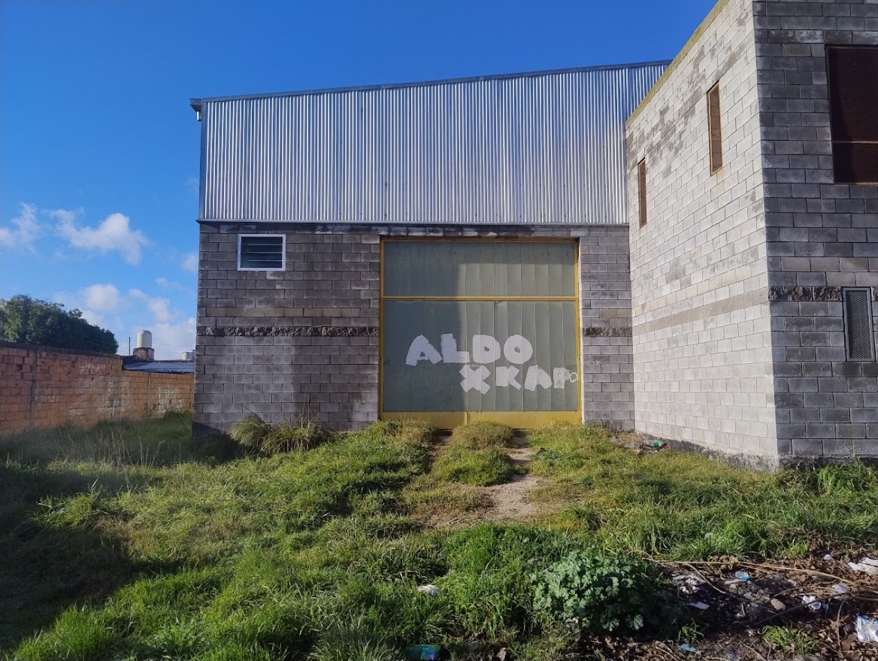 ALQUILER GALPON TIPO NAVE DE 875 METROS CUBIERTOS 