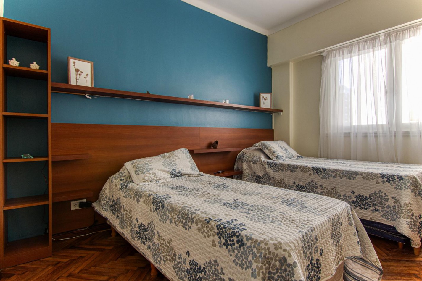 DEPARTAMENTO 3 AMBIENTES AL FRENTE CON BALCON A LA CALLE Y DEPENDENCIA