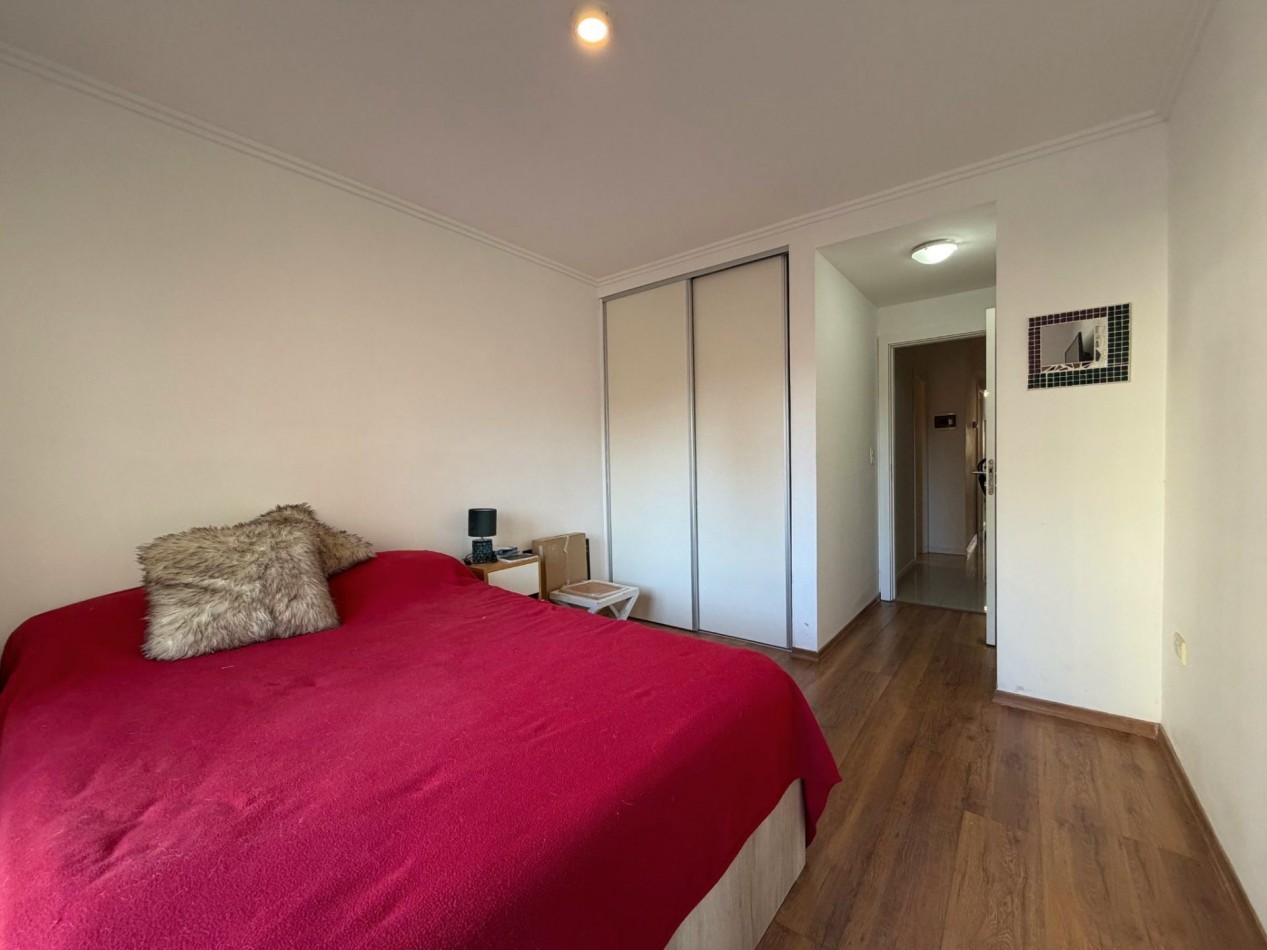 Departamento Semipiso de 2 amb con balcon y cochera zona alem