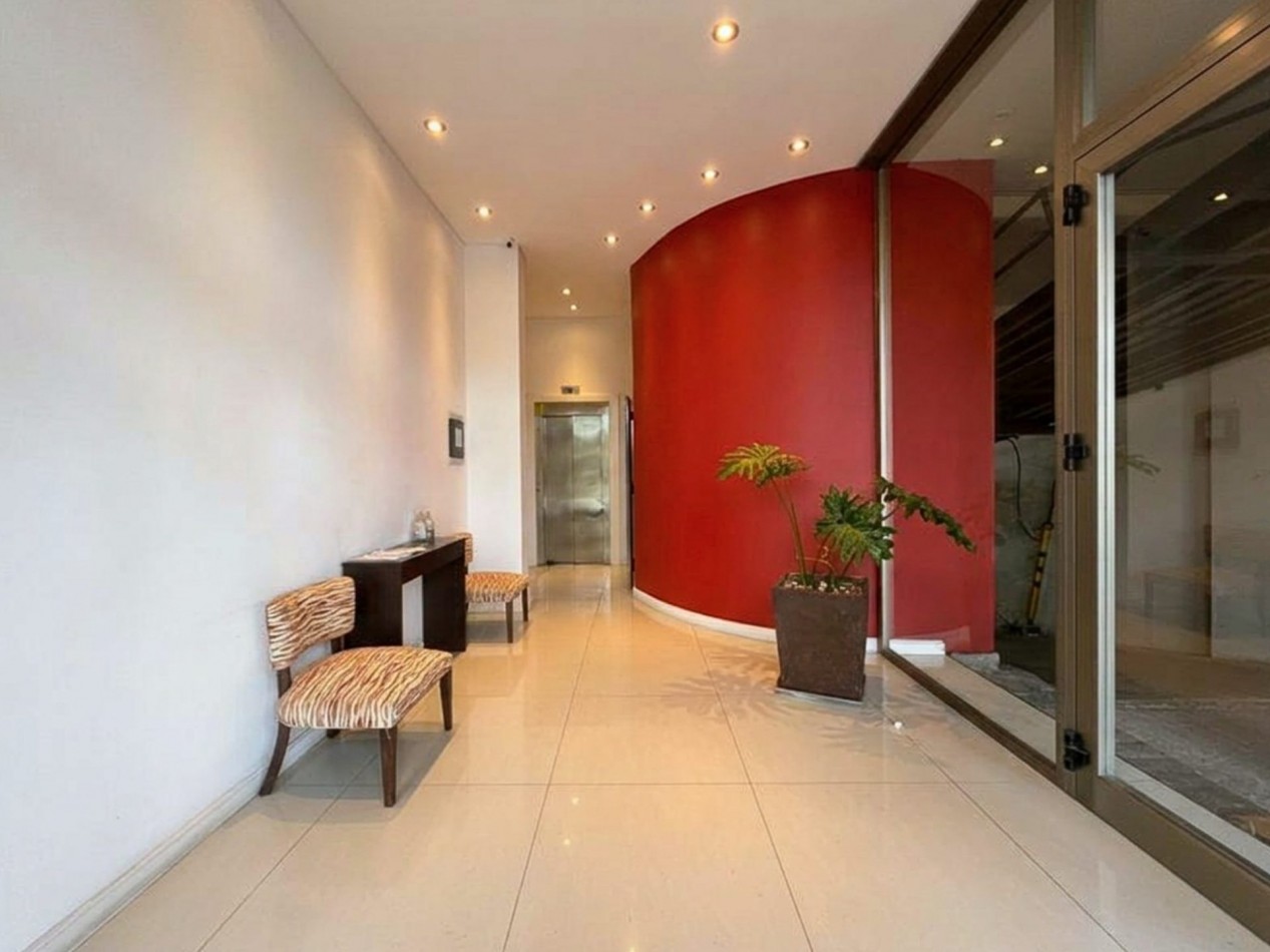 Departamento Semipiso de 2 amb con balcon y cochera zona alem