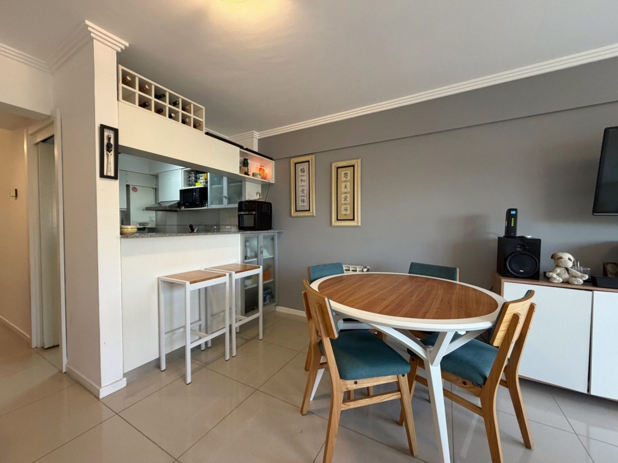 Departamento Semipiso de 2 amb con balcon y cochera zona alem