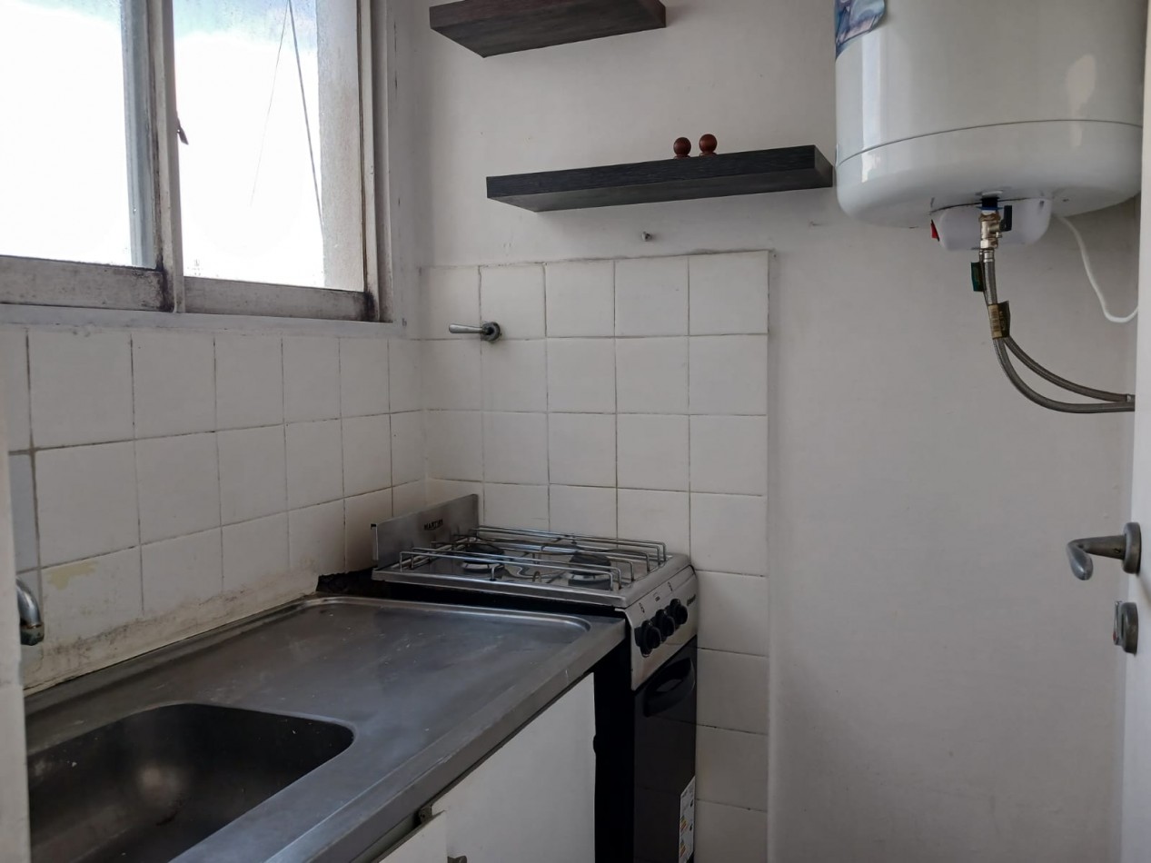Venta Departamento monoambiente, cocina separada, excelente vista.
