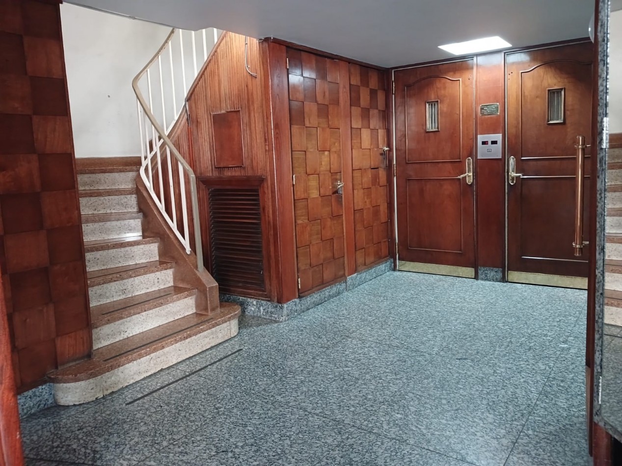 venta departamento 3 ambientes con dependencia, zona centro, excelente vista 