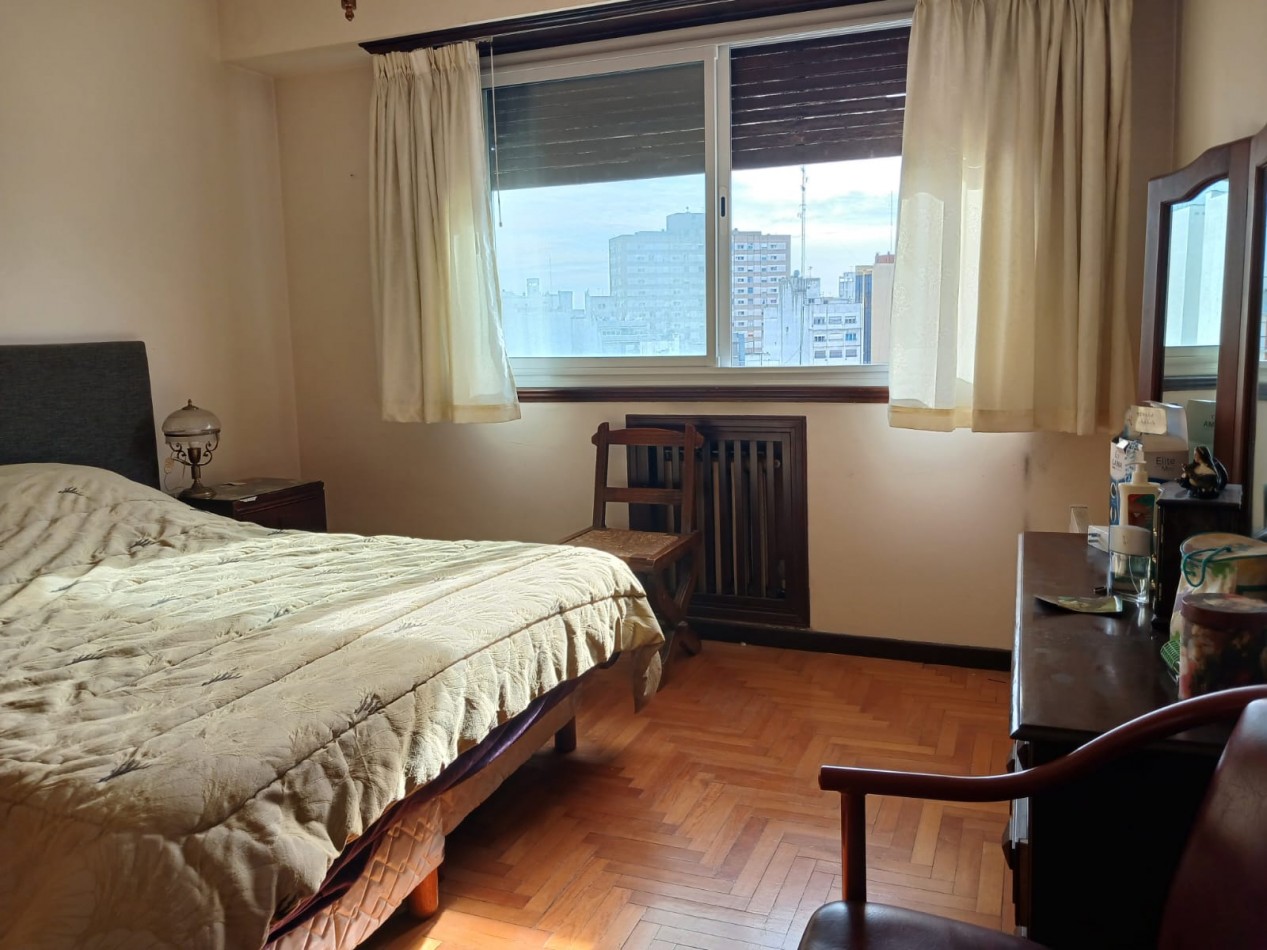 venta departamento 3 ambientes con dependencia, zona centro, excelente vista 