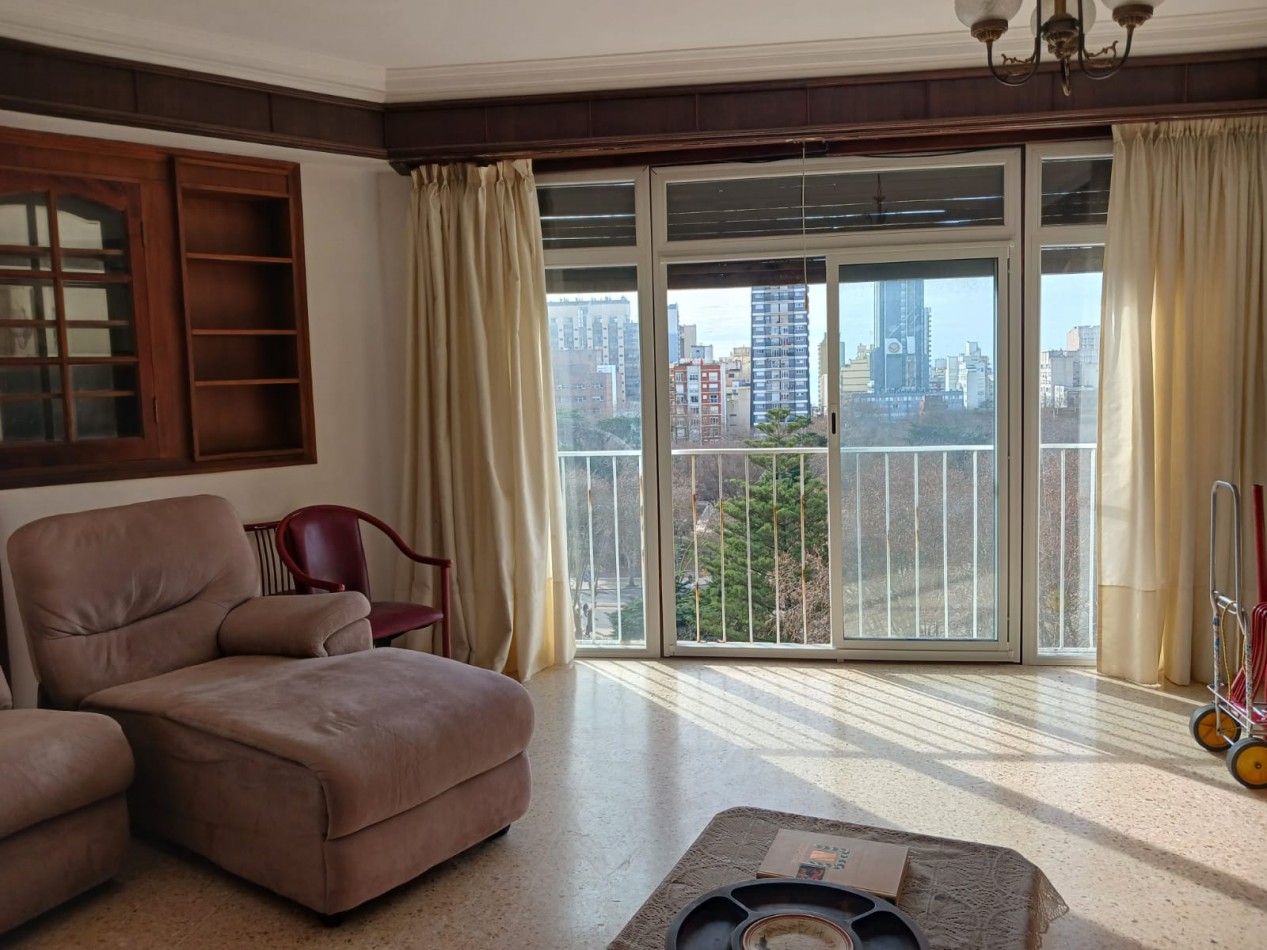 venta departamento 3 ambientes con dependencia, zona centro, excelente vista 