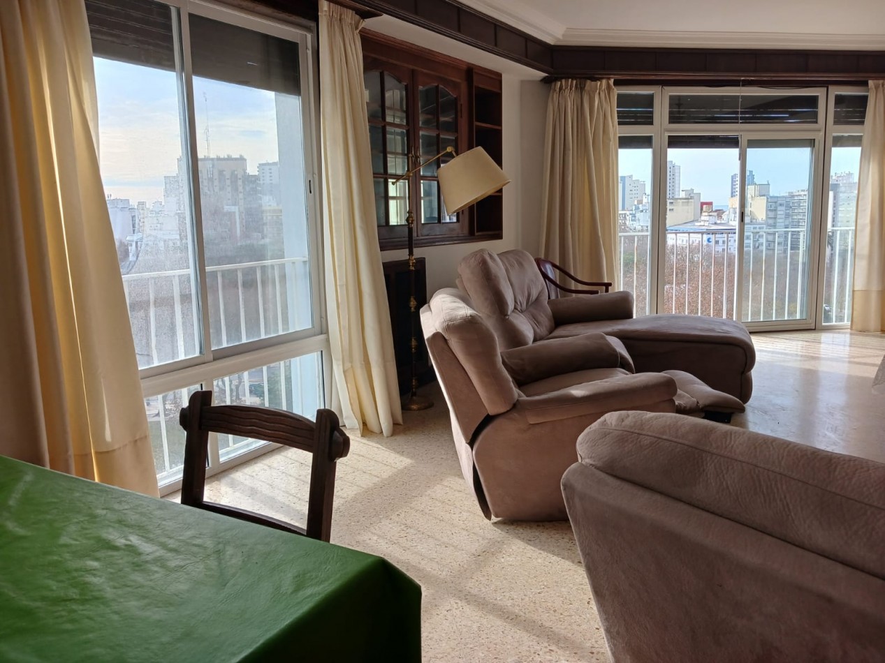 venta departamento 3 ambientes con dependencia, zona centro, excelente vista 