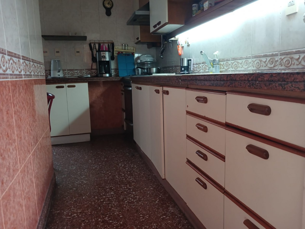 venta departamento 3 ambientes con dependencia, zona centro, excelente vista 