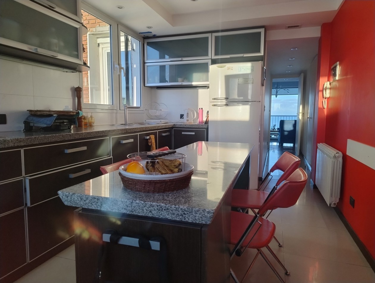 Alquiler departamento 3amb con cochera playa grande 