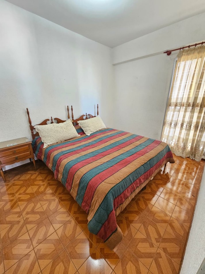 VENTA DEPARTAMENTO 2 AMBIENTES LATERAL CON BALCON Y VISTA A LA CIUDAD ZONA ALDREY 