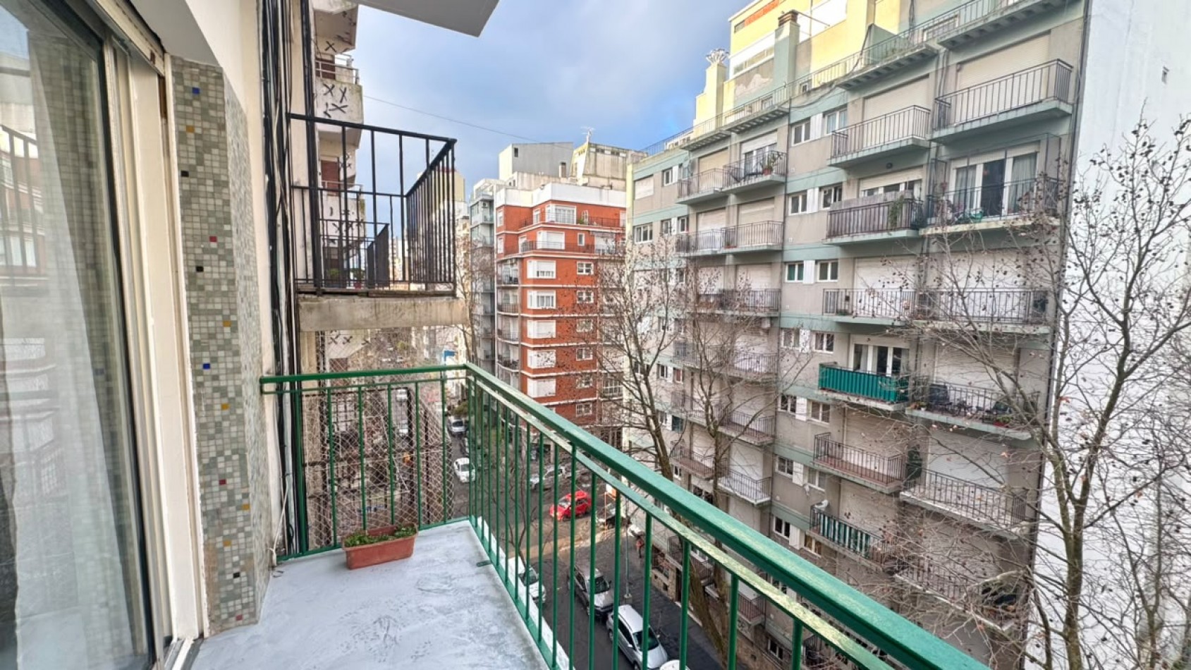 DEPARTAMENTO 2 AMBIENTES CON BALCON -TERMINAL VIEJA