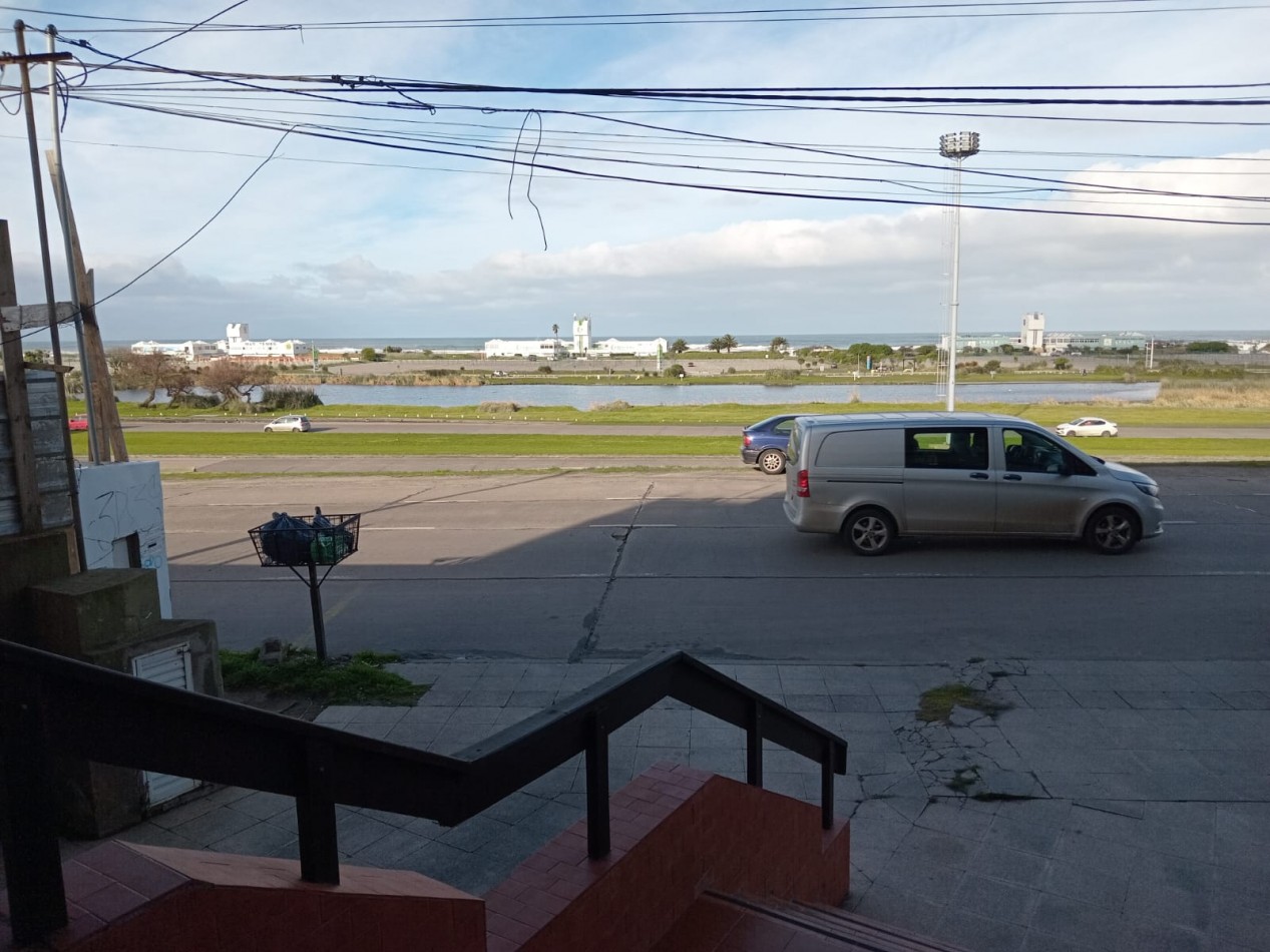 DEPARTAMENTO 3 AMBIENTES CON BALCON /COCHERA-FRENTE AL MAR- PUNTA MOGOTES