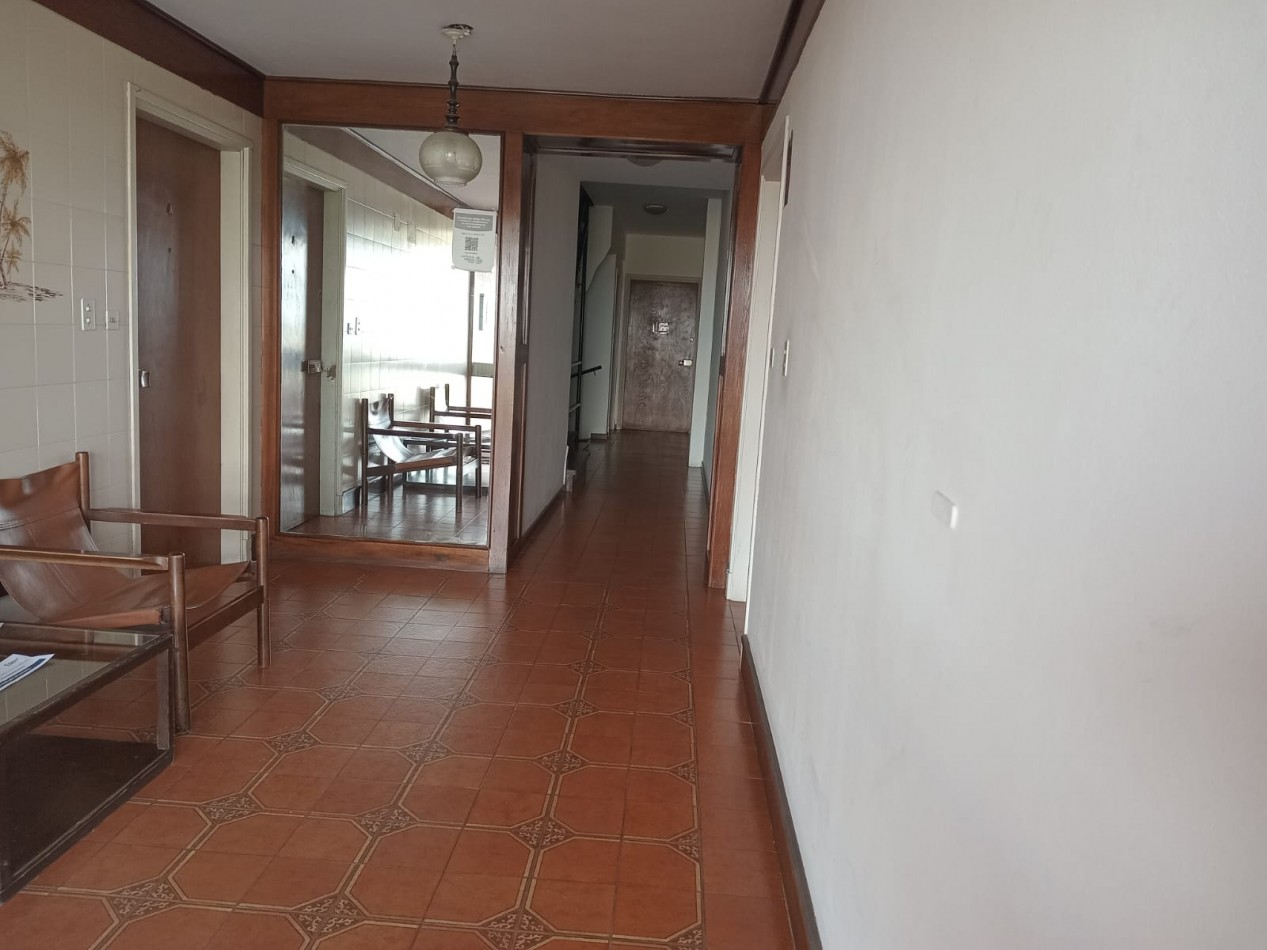 DEPARTAMENTO 3 AMBIENTES CON BALCON /COCHERA-FRENTE AL MAR- PUNTA MOGOTES
