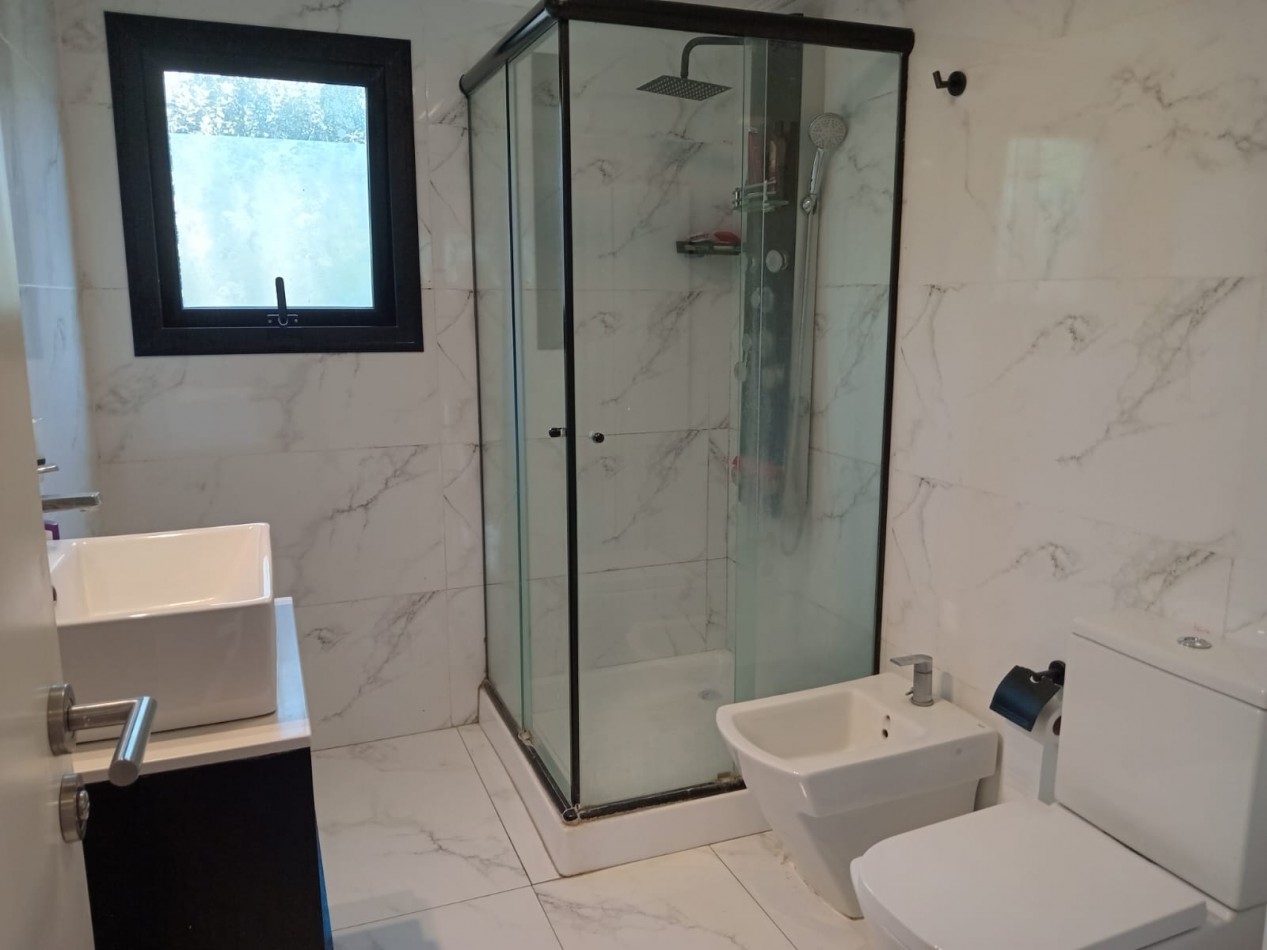 CASA 4 AMBIENTES CON PISCINA - BARRIO PRIVADO ARENAS DEL SUR