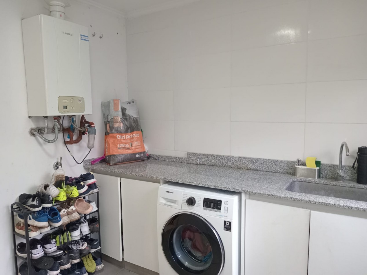 CASA 4 AMBIENTES CON PISCINA - BARRIO PRIVADO ARENAS DEL SUR