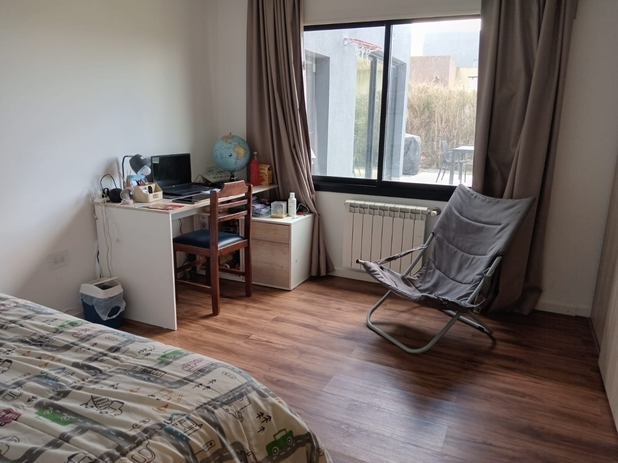 CASA 4 AMBIENTES CON PISCINA - BARRIO PRIVADO ARENAS DEL SUR