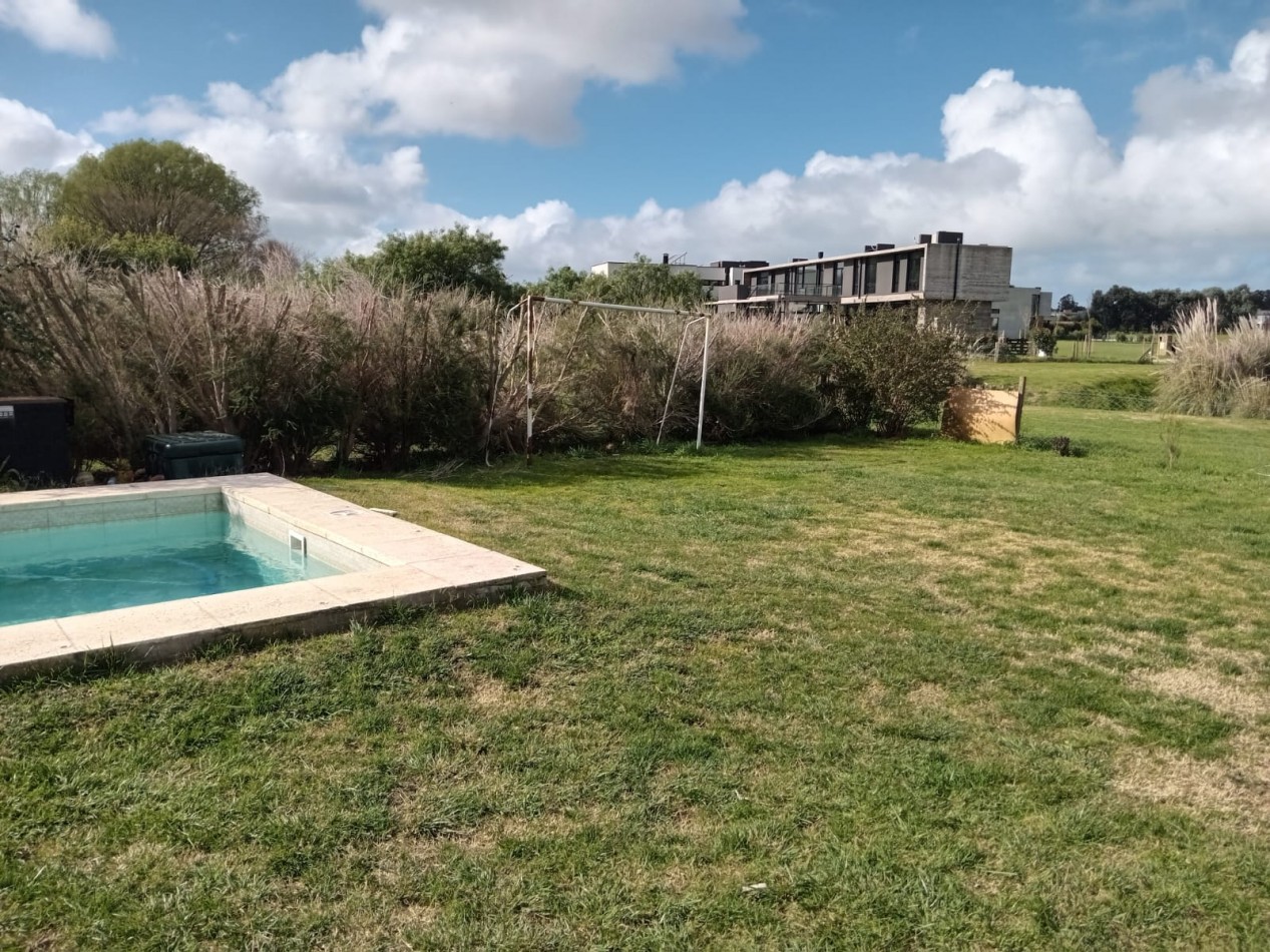 CASA 4 AMBIENTES CON PISCINA - BARRIO PRIVADO ARENAS DEL SUR